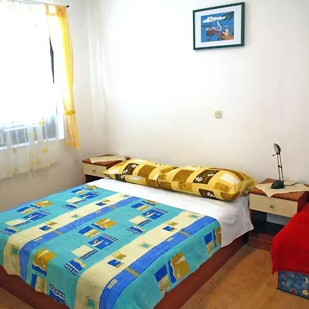 Vrcevan 3488-3 Apartment