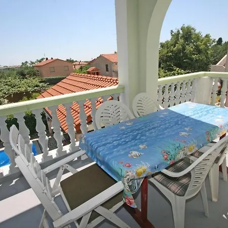 Apartment Vrcevan 3488-3 *