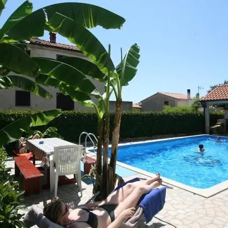 Vrcevan 3488-3 Apartman *