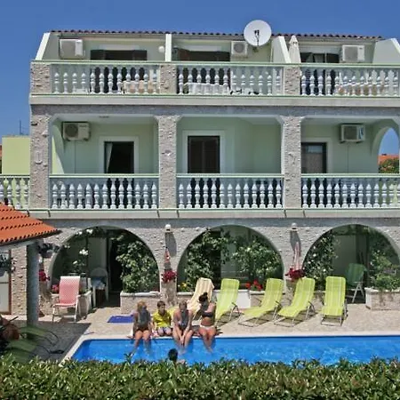 Vrcevan 3488-3 Apartment